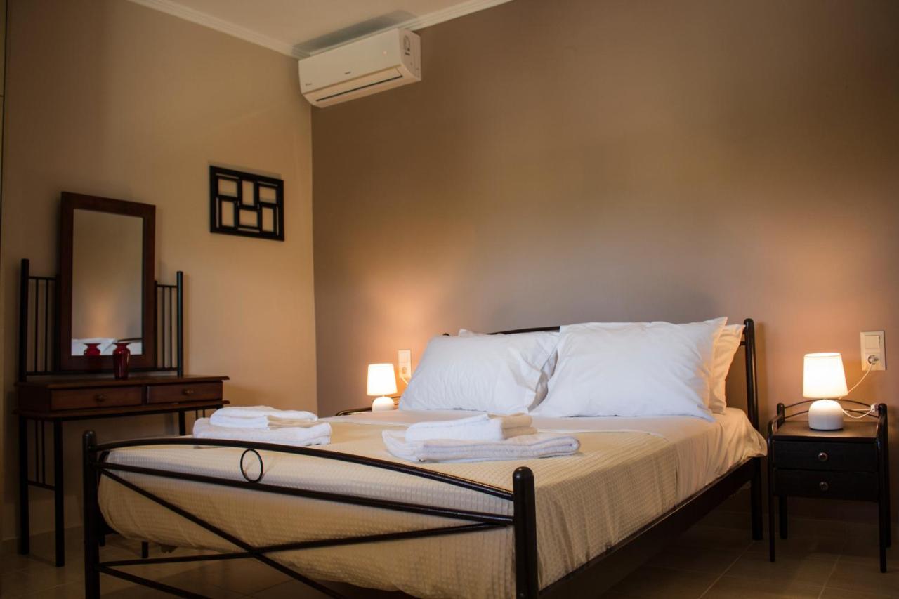 Lydia'S Apartment Stilos ภายนอก รูปภาพ