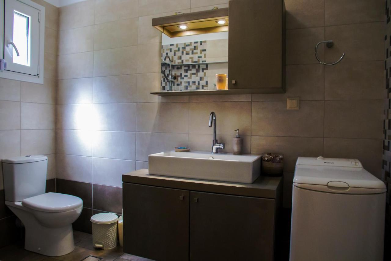Lydia'S Apartment Stilos ภายนอก รูปภาพ